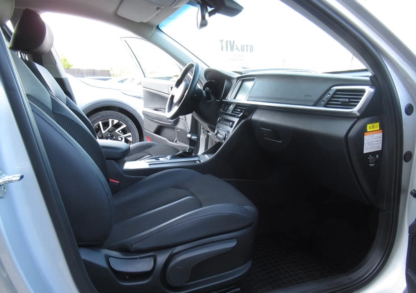 Kia Optima cena 89888 przebieg: 58250, rok produkcji 2019 z Darłowo małe 781